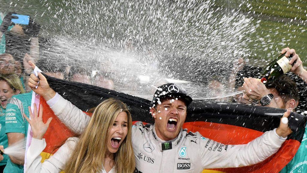 Rosberg feiert in Abu Dhabi
