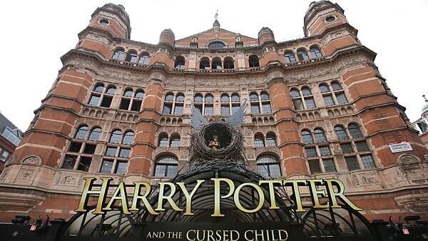 Harry Potter betritt die Theaterbühne