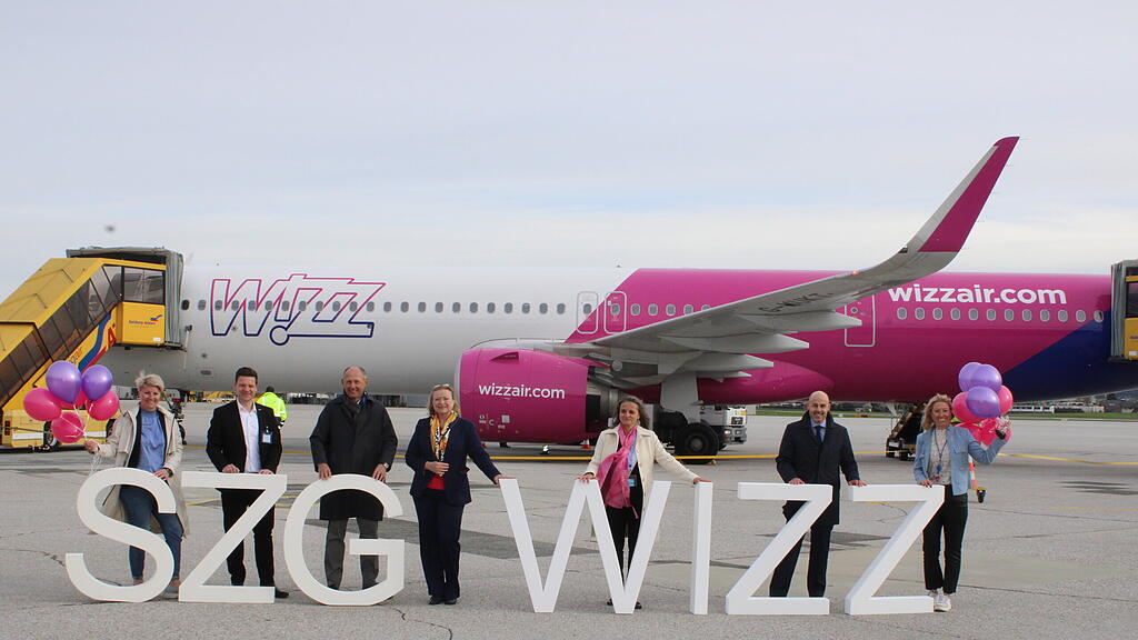 Erstlandung Wizz Air Salzburg
