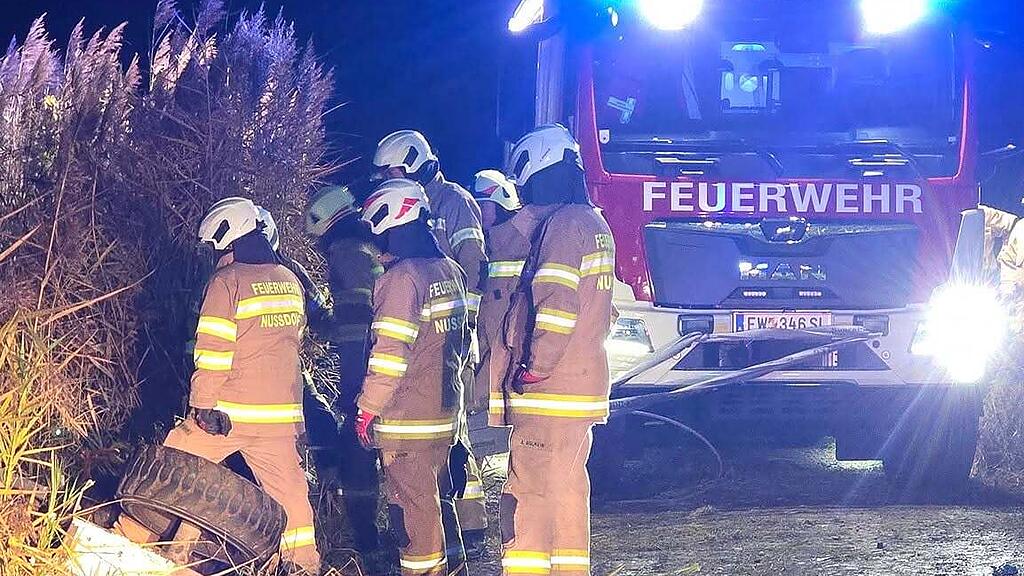 Hoflader kippt in Nußdorf um