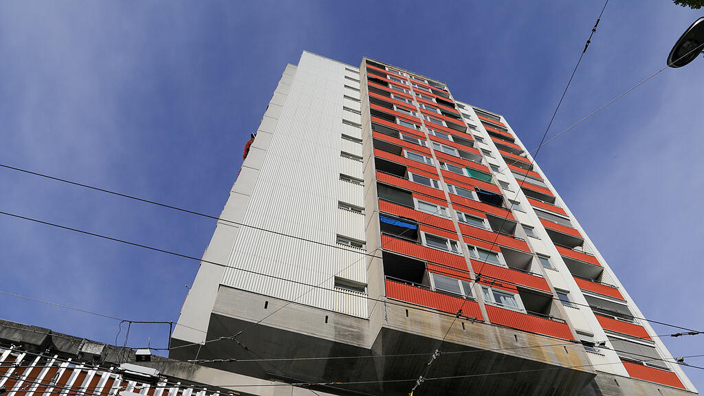 20231018_fmt_messerstecherei_hochhaus_mw-11.jpg