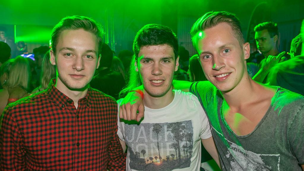 Kick-Off-Party, I