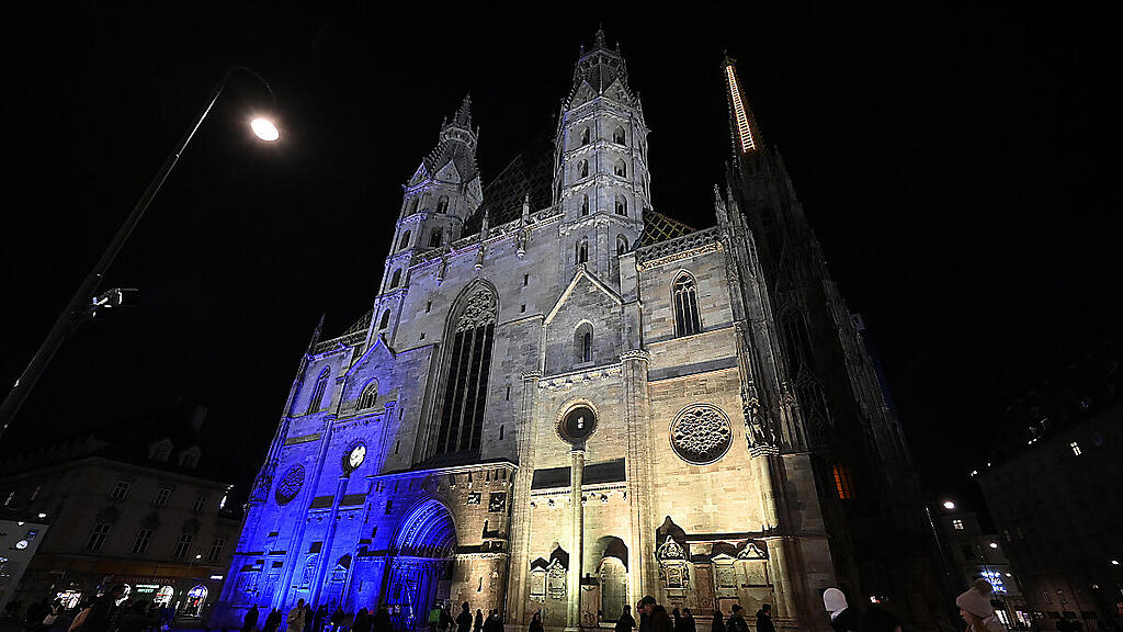 Der Steffl weckte in der Nacht die Innenstadtbewohner
