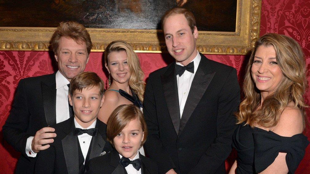 Taylor Swift, Jon Bon Jovi und Prinz William mit "Living On A Prayer"