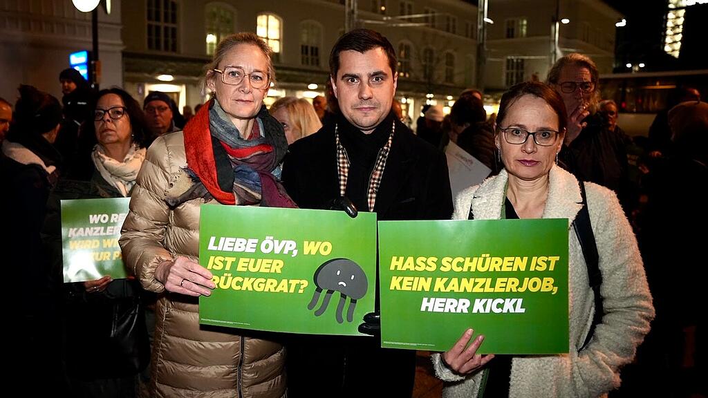 Demo gegen Blau-Schwarz, Salzburg