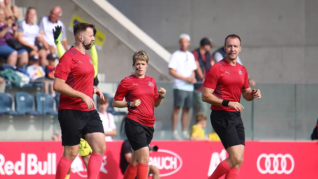 Red Bull Salzburg gegen Derby County