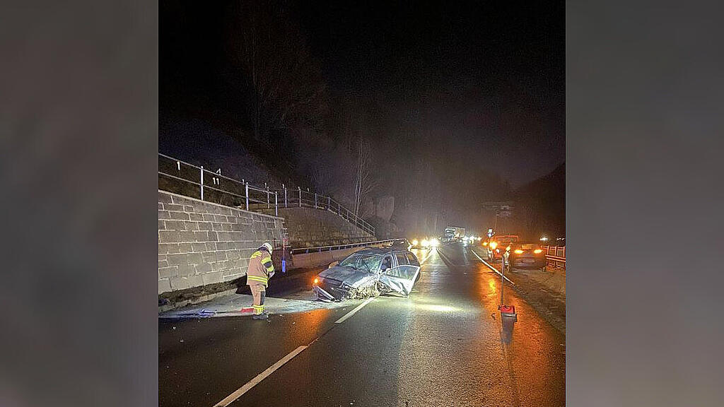 Frontalcrash auf B311 in Taxenbach