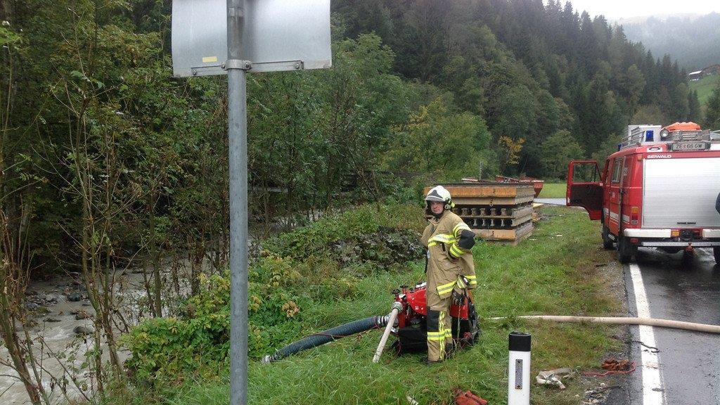 Bilder der Löscharbeiten
