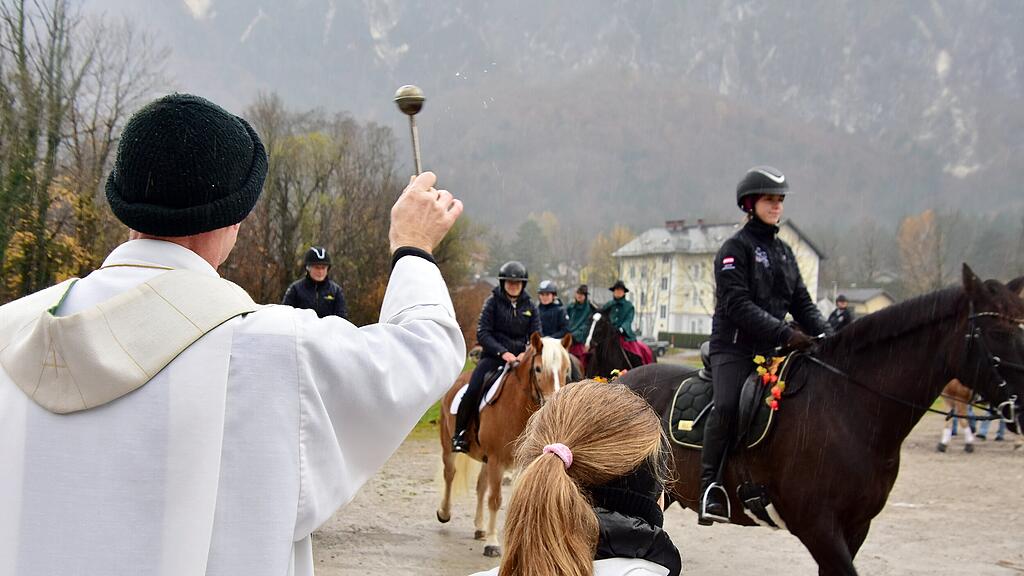 Leonhardiritt in St. Leonhard