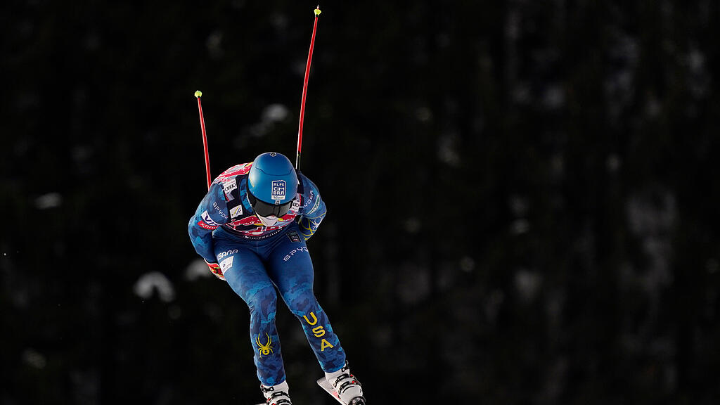 Ryan Cochran-Siegle stürzt in Kitzbühel