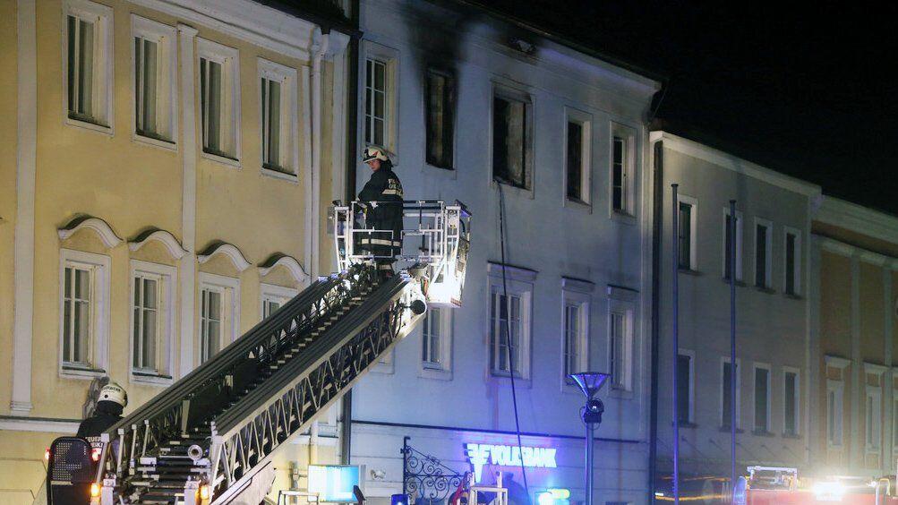 Nach der Explosion haben die Ermittlungen ergeben, dass das Feuer gelegt wurde.