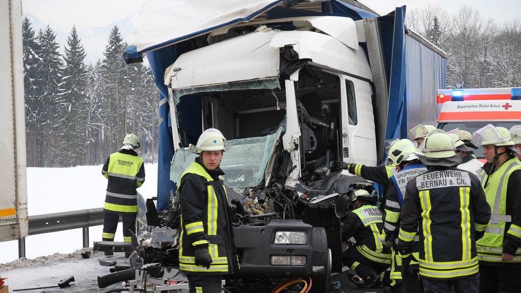 Horrorcrash auf A8