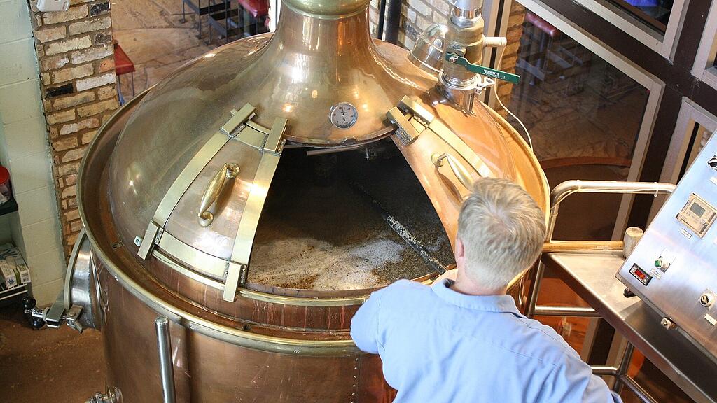 beer-g56979cd7b_1920.jpg