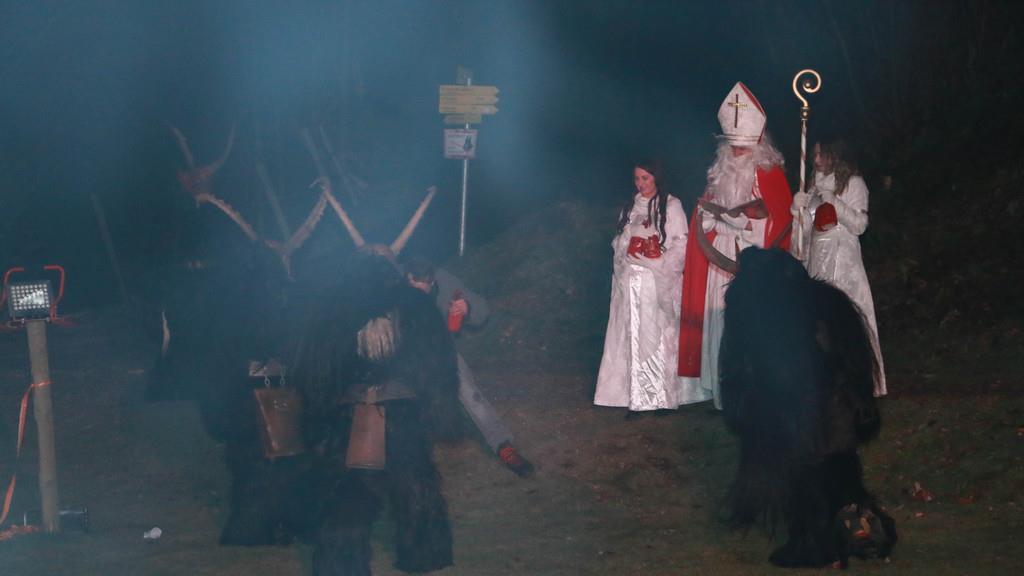 Krampuskränzchen Taxenbach