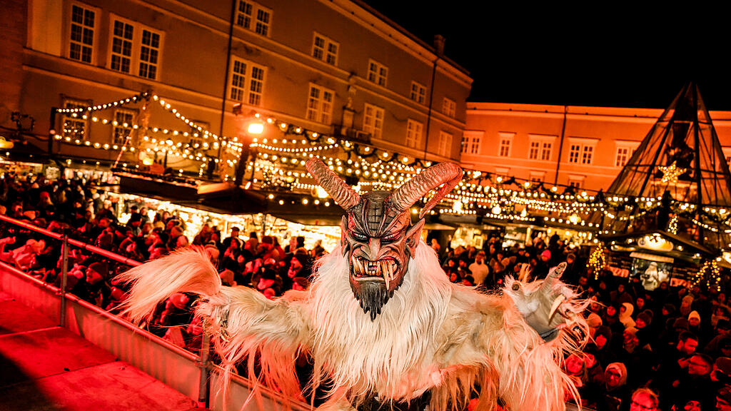 Der Krampuslauf am Christkindlmarkt