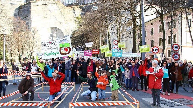 Demo gegen Mönchsberggaragen-Ausbau, I