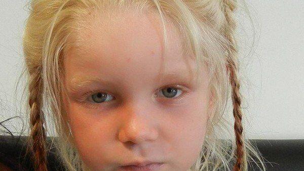 Das blonde Mädchen wird offenbar in ganz Europa nicht vermisst.