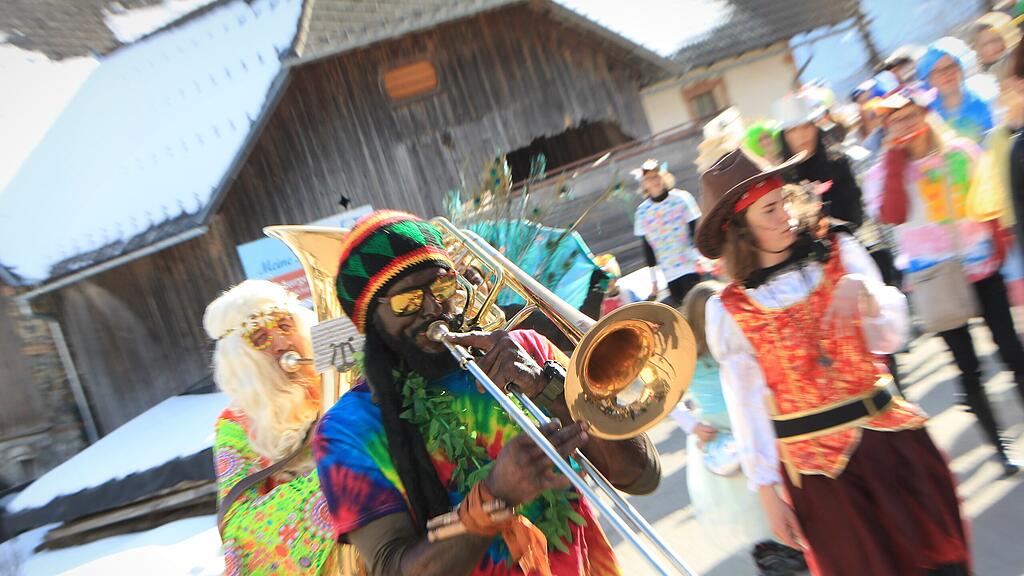 Faschingsumzug Lessach