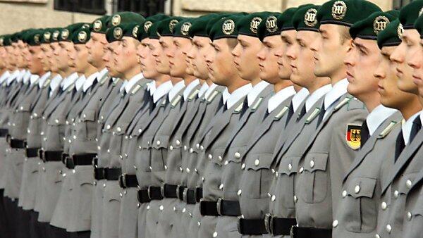 Künftig sollen neue Rekruten genauer überprüft werden