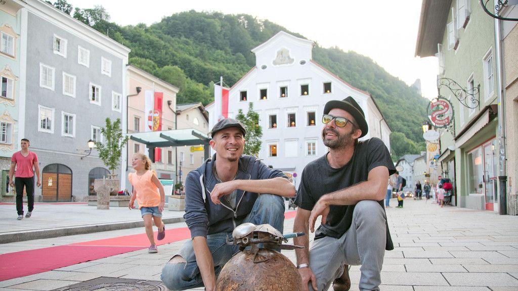 Moonlight Shopping in Hallein