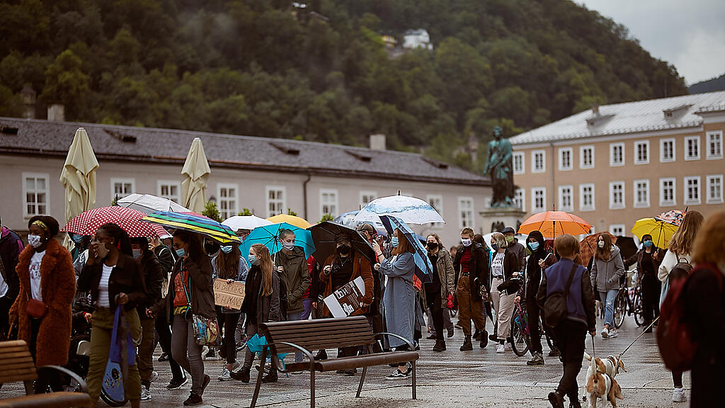 Umbrella March