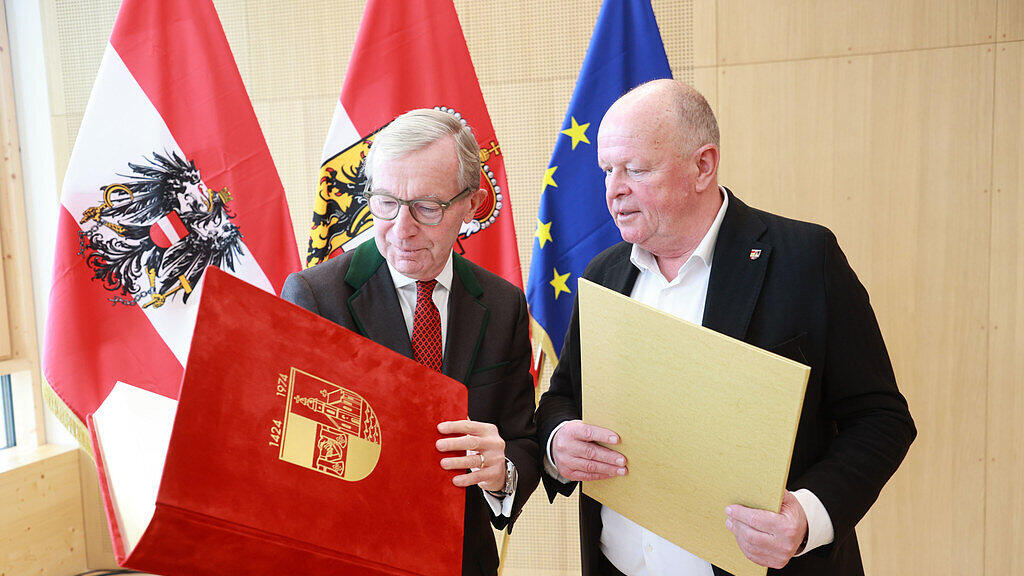 Festakt: Seekirchen ist Bezirkshauptstadt