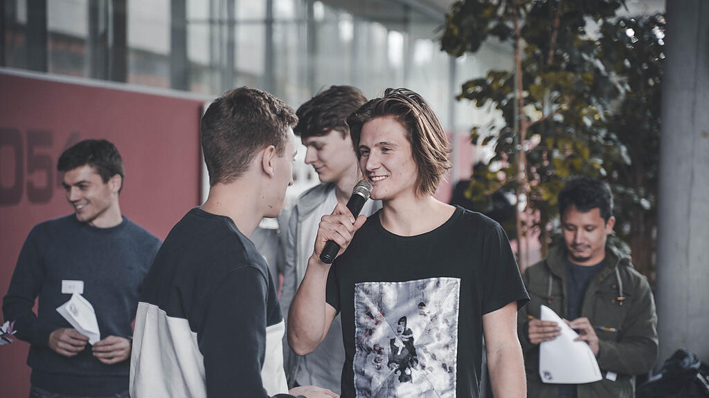 RedBull Paper Wings - Qualifier I
