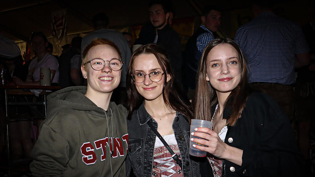 Maifest Stra\u00dfwalchen
