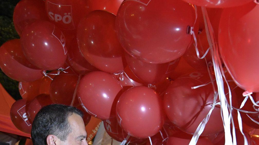 Puls-4-Duell: Christian Kern vs. Ulrike Lunacek