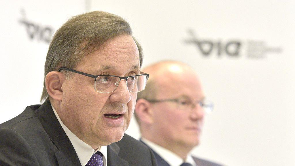 Pressekonferenz Flughafen