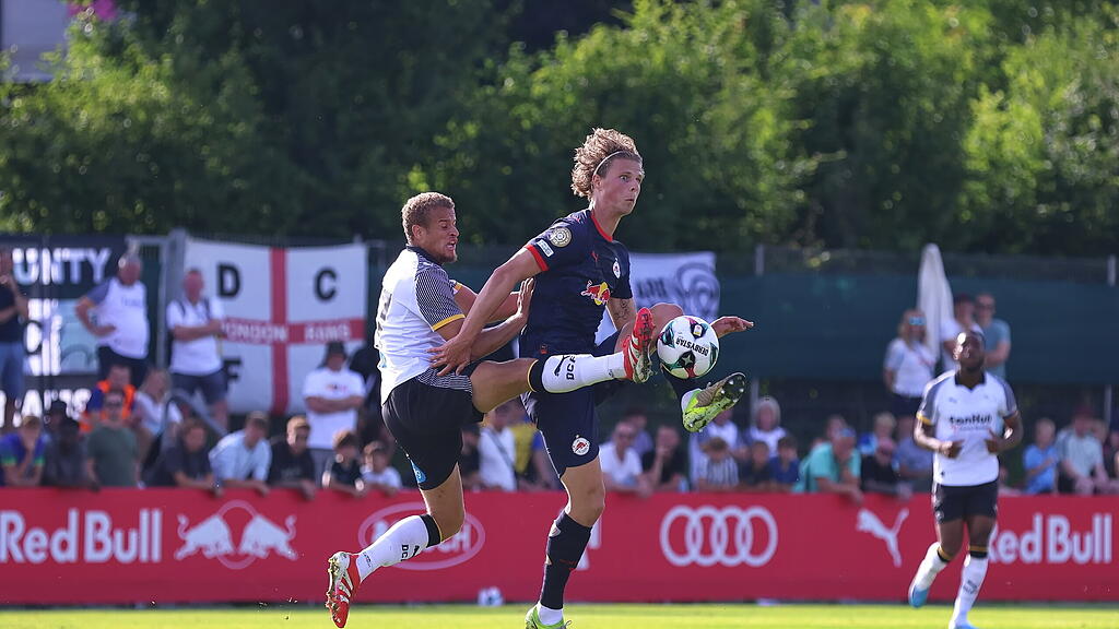 Red Bull Salzburg gegen Derby County