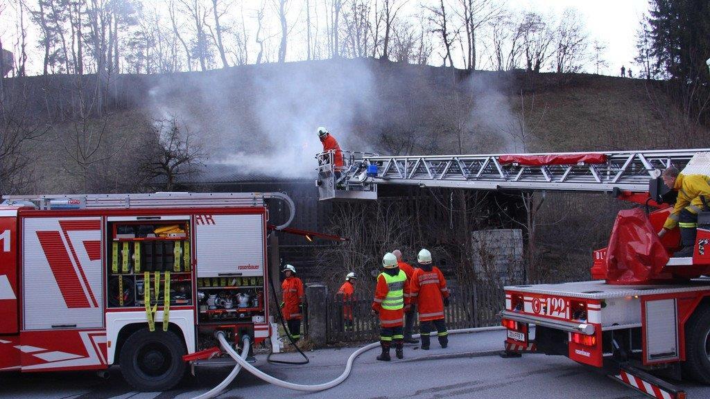 Feuerwehr verhindert Vollbrand
