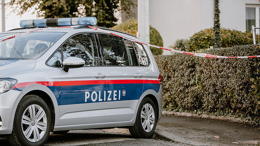 Polizei_Absperrung (2).jpg