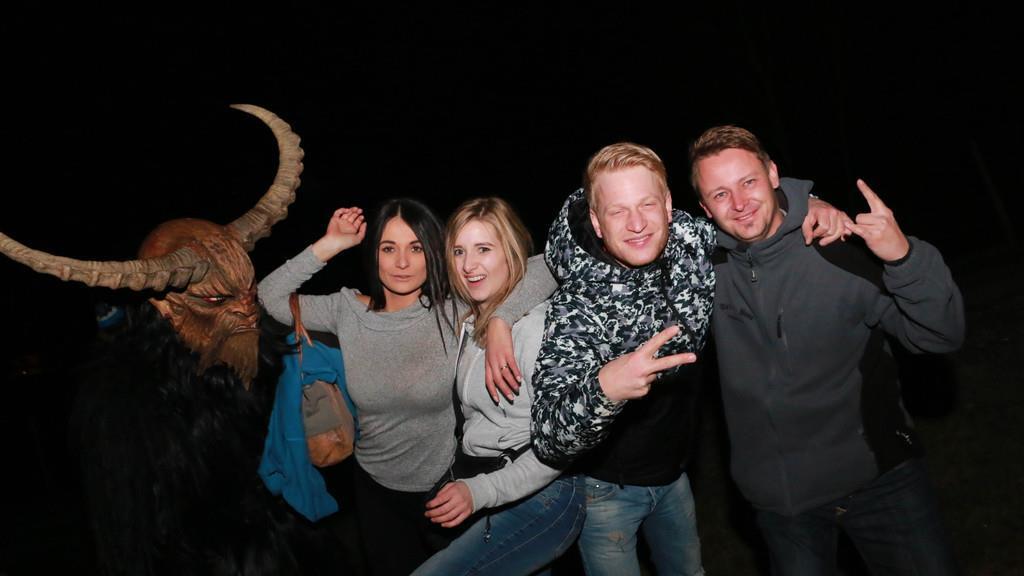 Krampuskränzchen Taxenbach