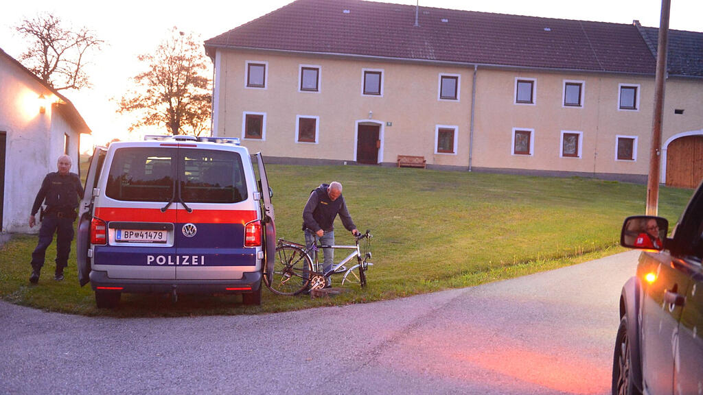 Mann ersticht Bauer, Mord, OÖ