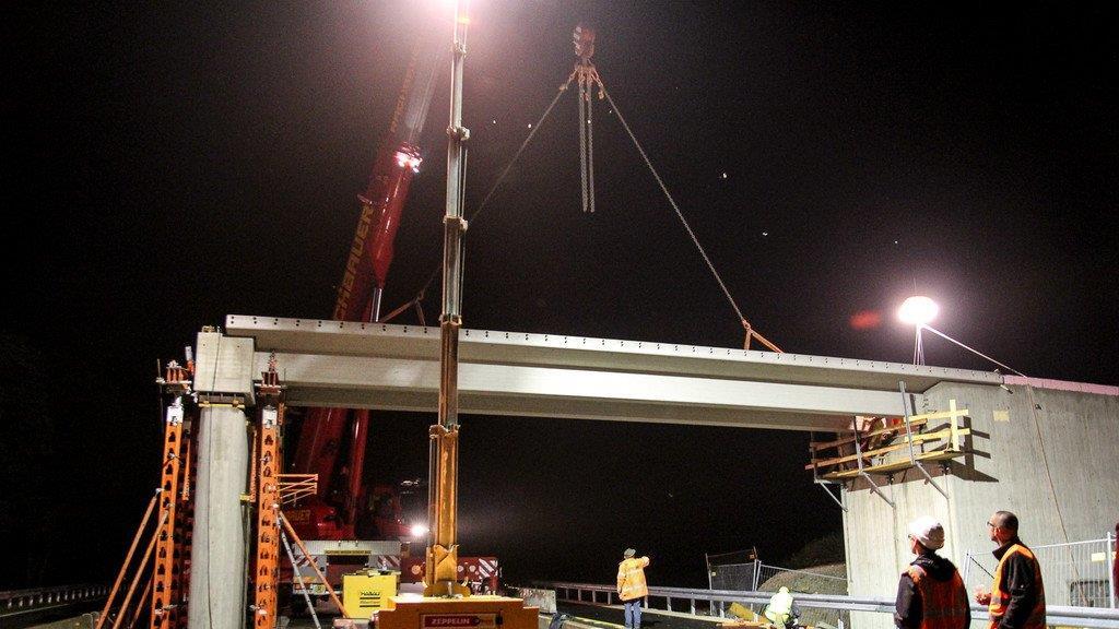 Bauarbeiten auf der A8