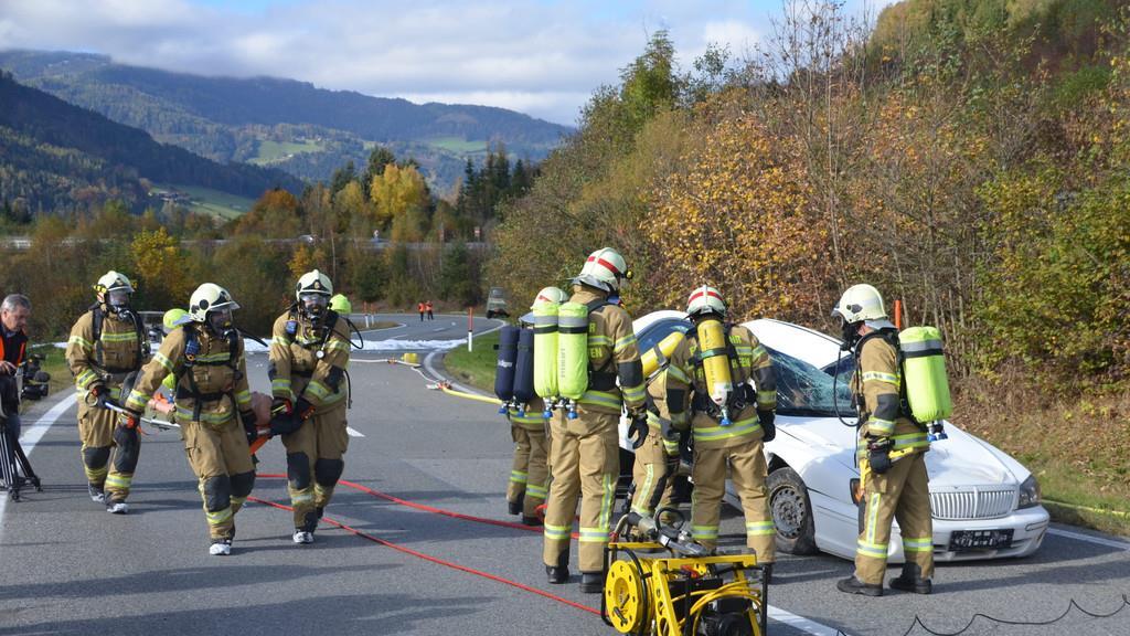 Gefahrgutübung auf der Tauernautobahn I
