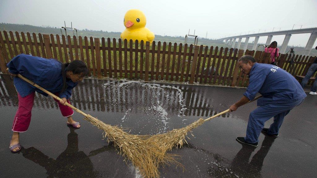 Riesen-Gummiente in China