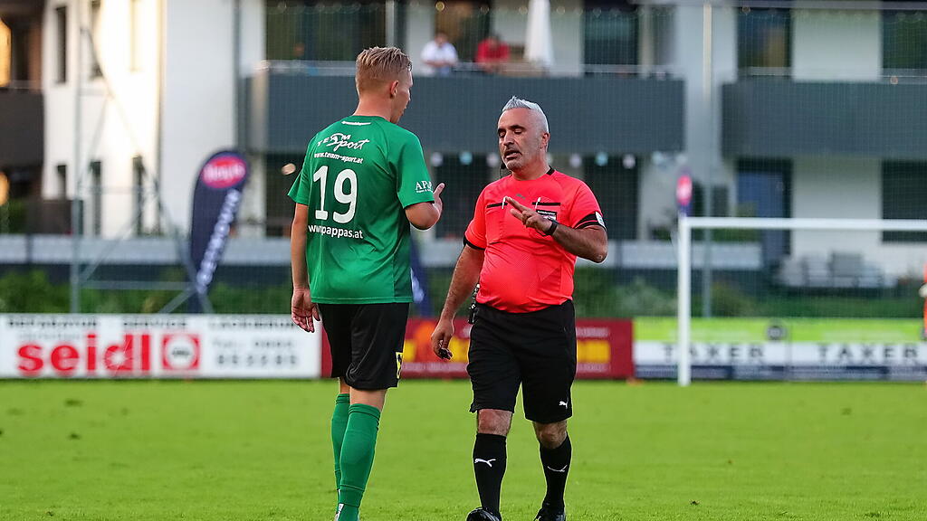 Wals-Gr\u00fcnau, SAK, Regionalliga, Marcel Bernhofer, Schiedsrichter