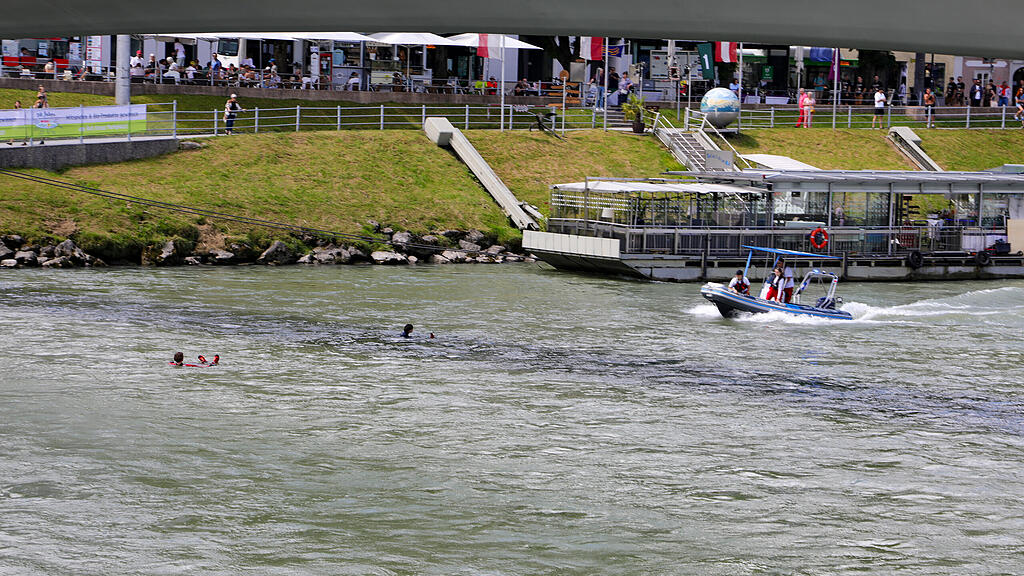 Stadtfest Samstag, Einsatzübung auf der Salzach