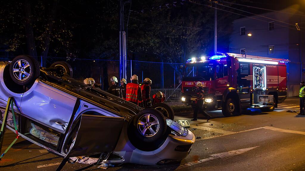 Der Crash ereignete sich auf einer Kreuzung in Lehen.