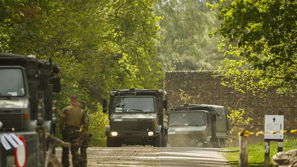 Belgien jagt bewaffneten Soldaten