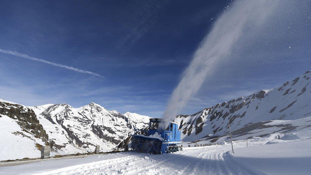 Schneeräumung am Großglockner