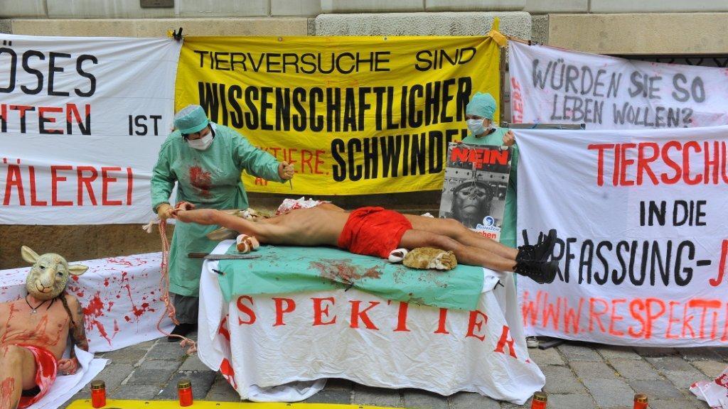 Tierschutz in die Verfassung: Protest in Wien (15.10.12)