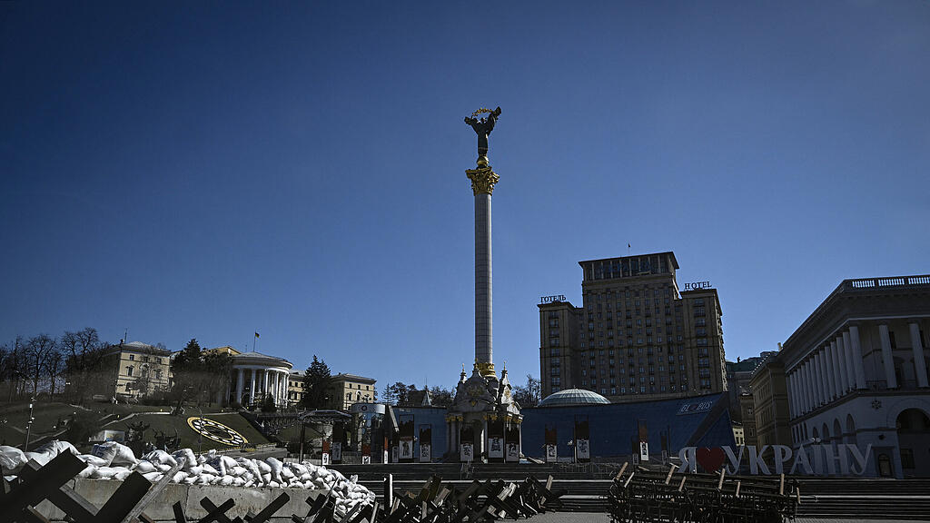 Ukraine-Krieg, Tag 28: Zerst\u00f6rung in Kiew
