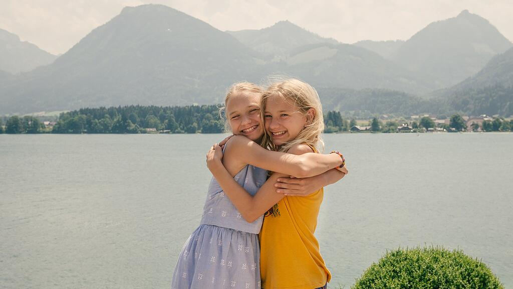 Drehstart für "Das doppelte Lottchen". Im Bild: Delphine und Mia Lohmann.
