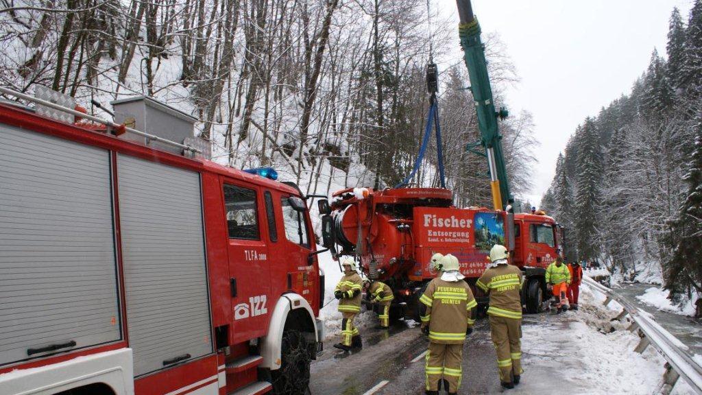 L216: Bilder der Unfallstelle
