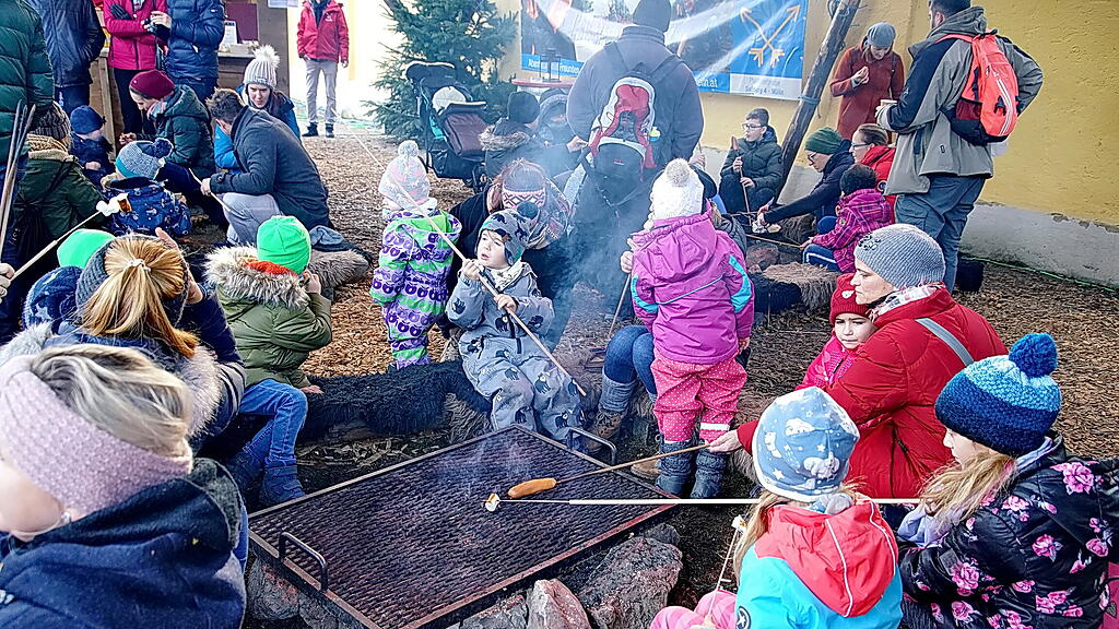 Tag der Krampusse in Hellbrunn