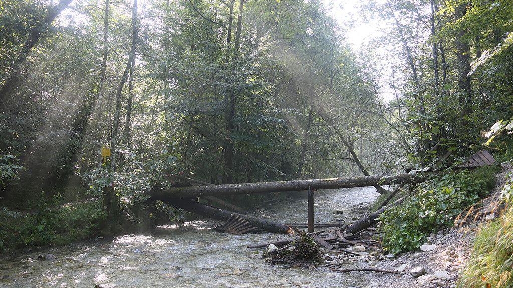 Brücke in Schneizlreuth eingestürzt