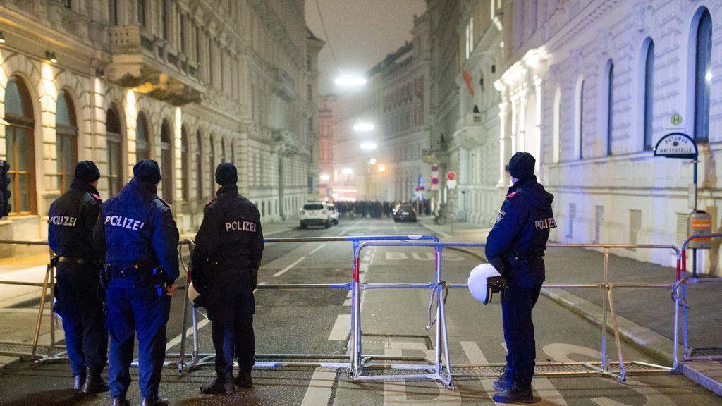 Proteste beim Akademikerball
